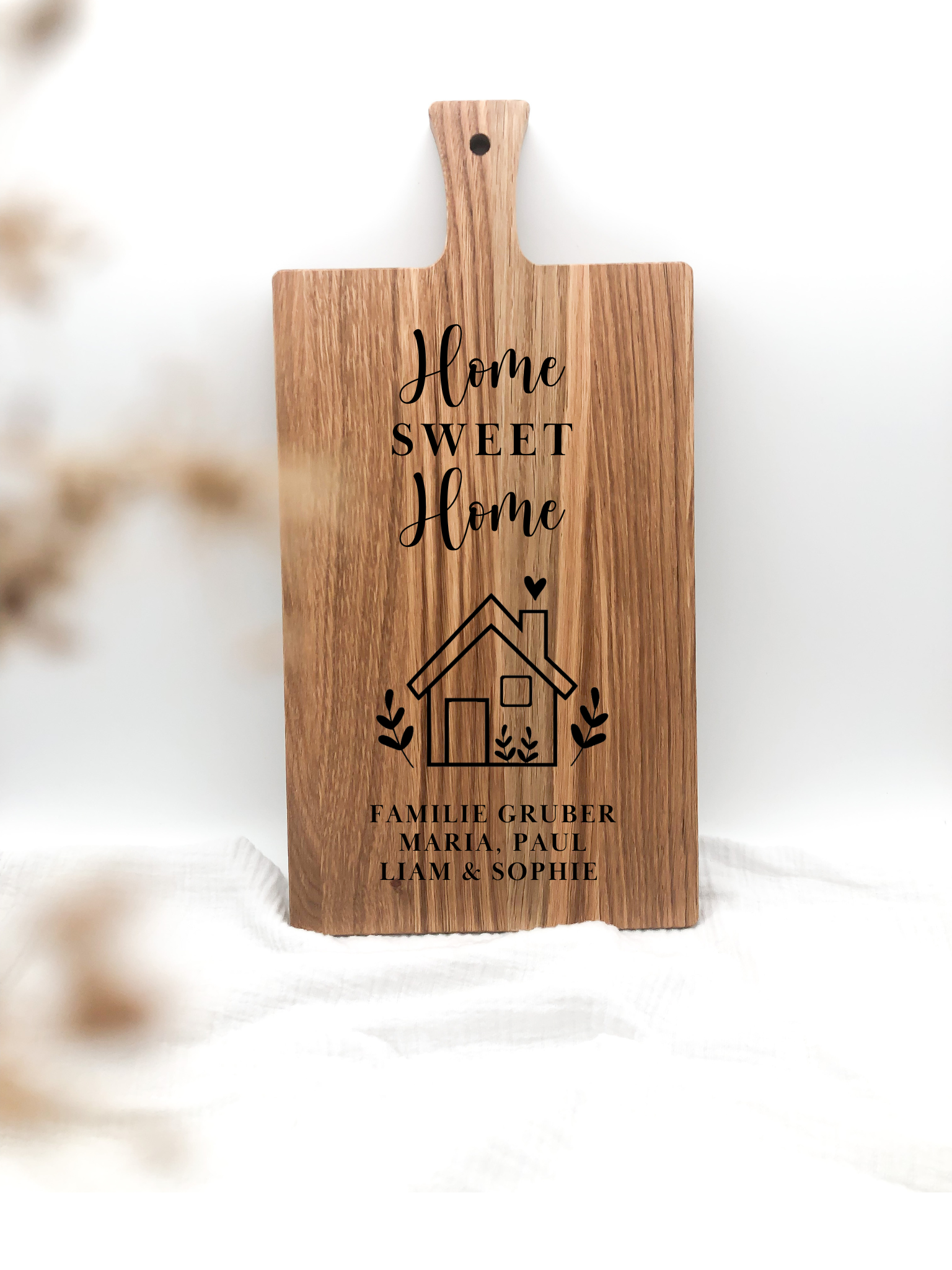 Holzbrett Schneidebrett personalisiert Home sweet Home mit Namen