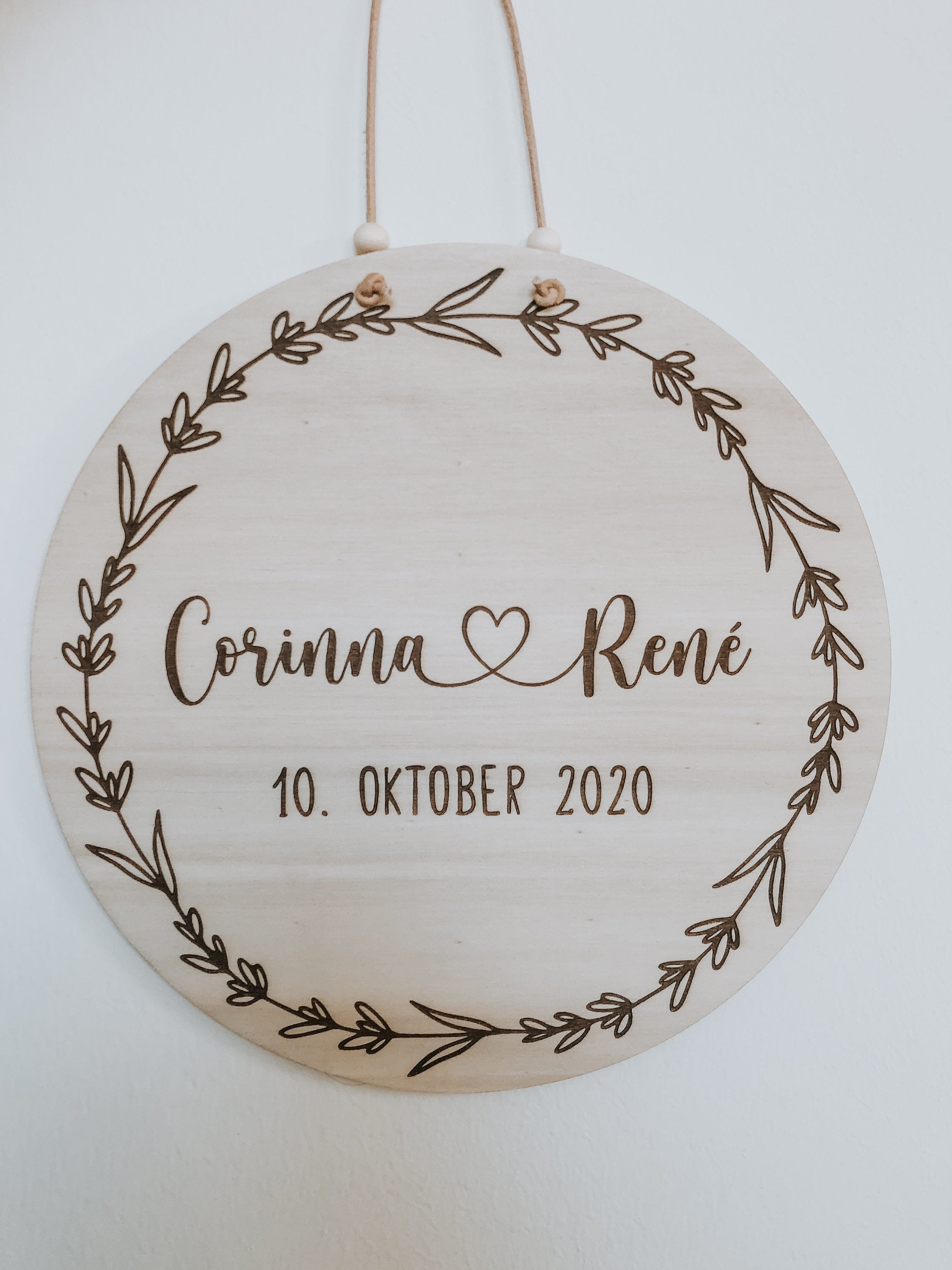 Holzschild Hochzeitsgeschenk 20cm mit Namen und Hochzeitsdatum personalisiert - Türschild