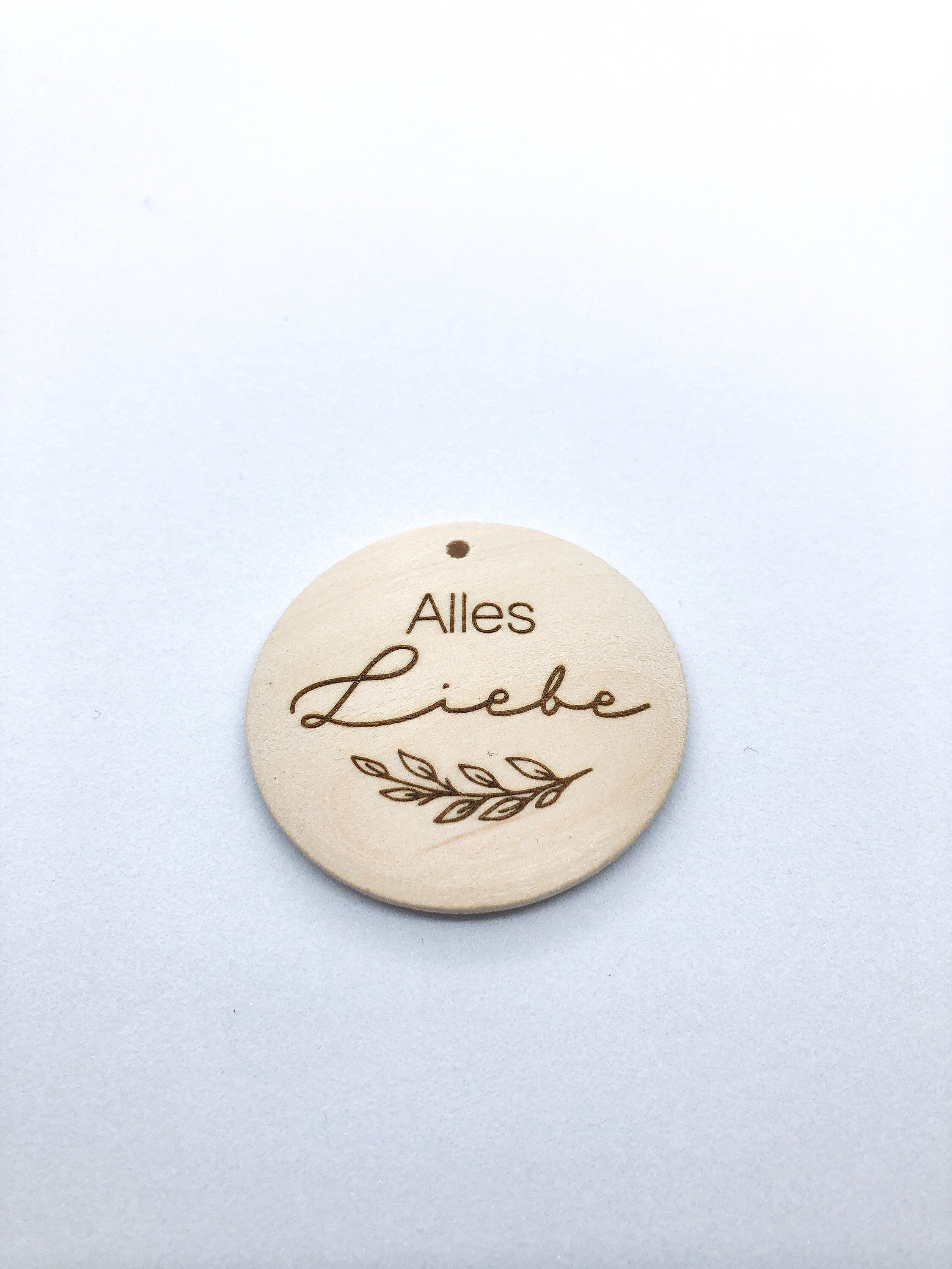 Wooden gift tag Happy Birthday
