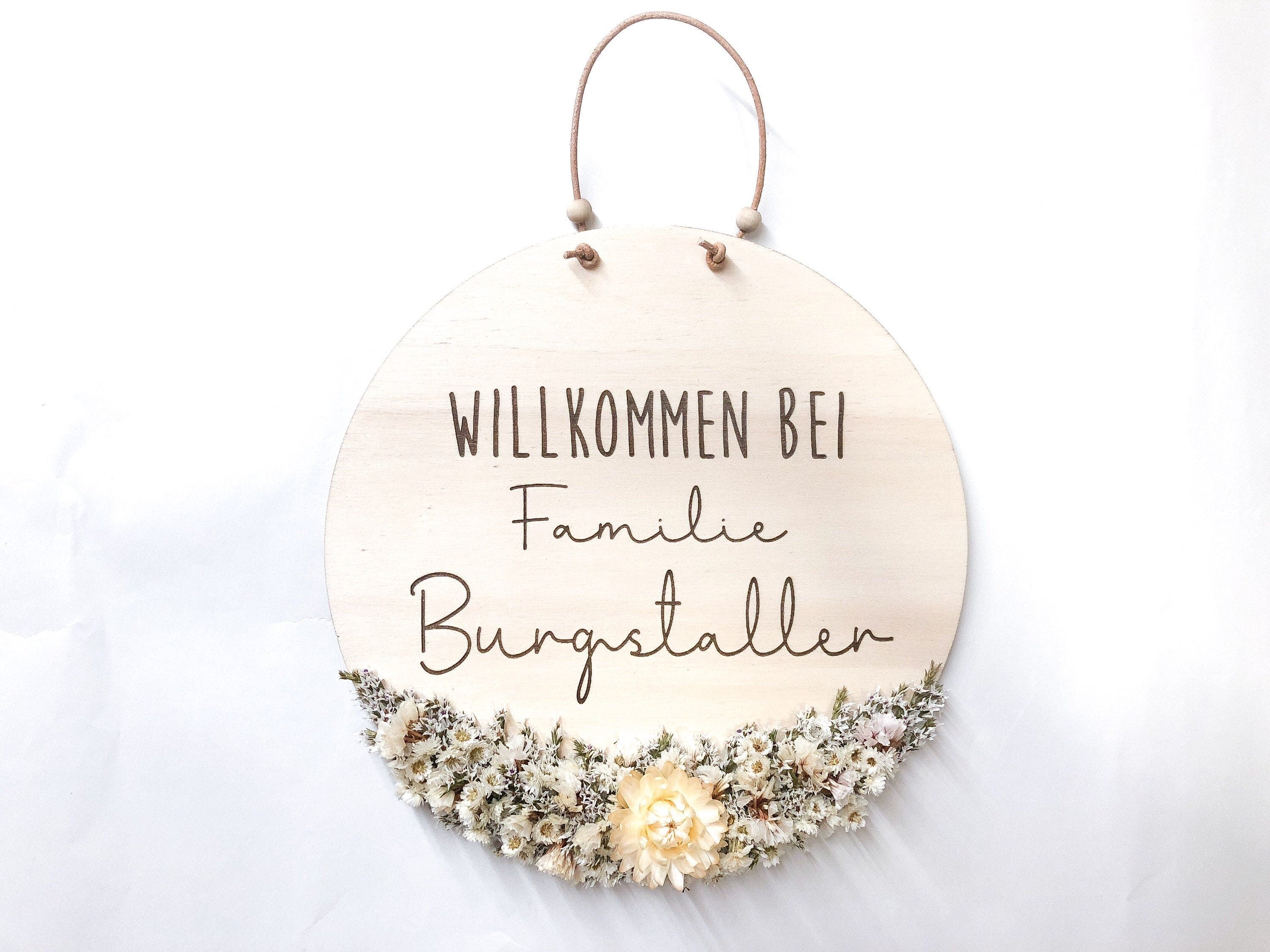 Willkommensschild/Eingangsschild Trockenblumen personalisiert