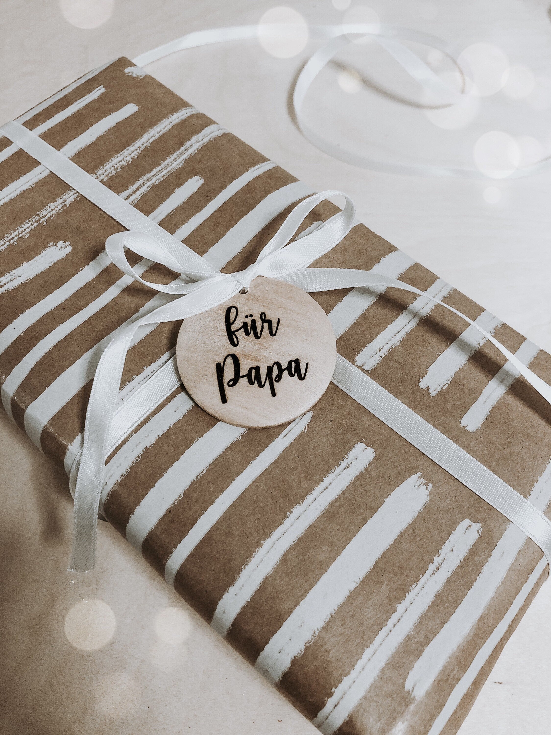 Geschenkanhänger aus Holz für Papa