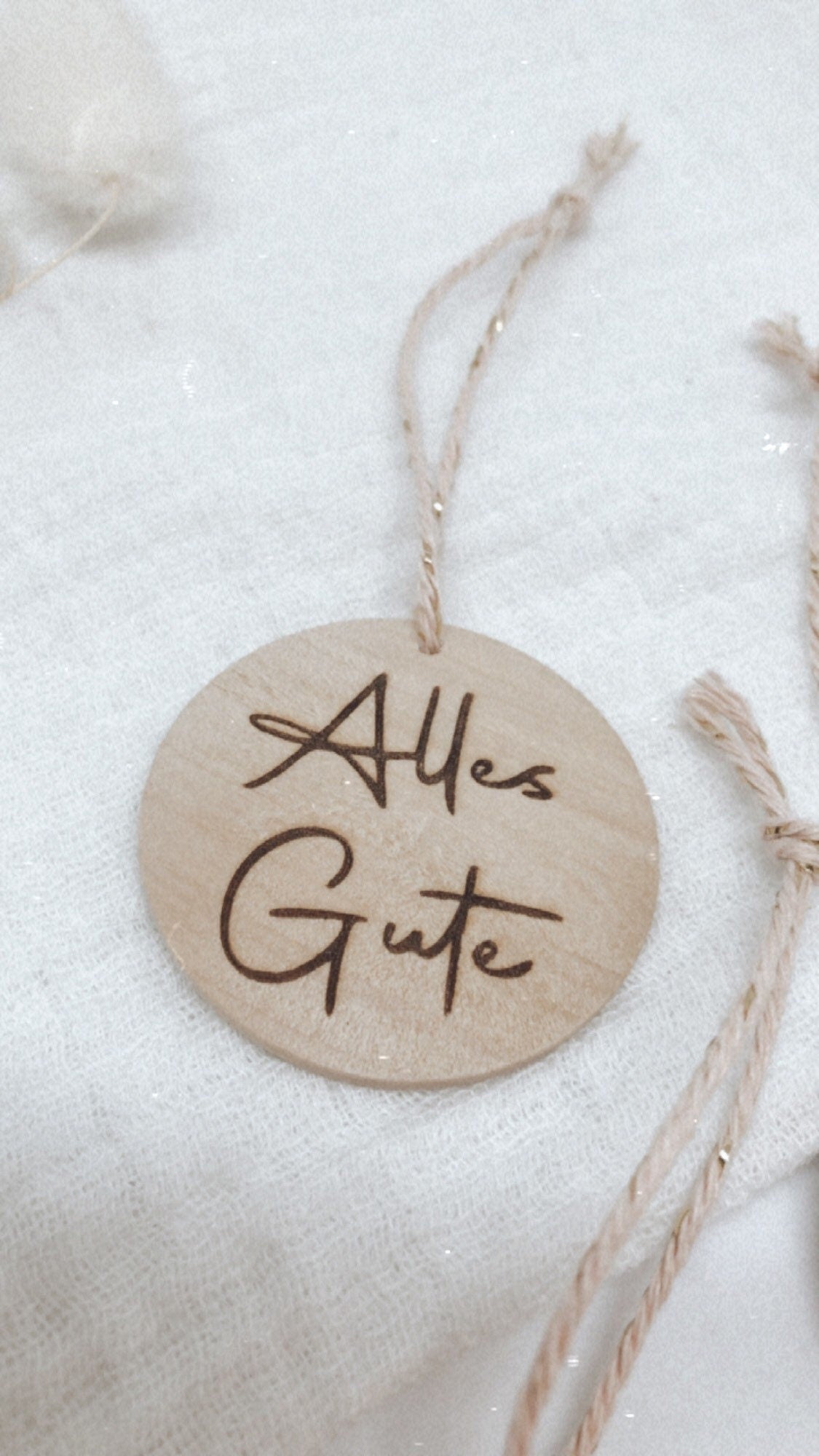 Geschenkanhänger aus Holz Alles Gute