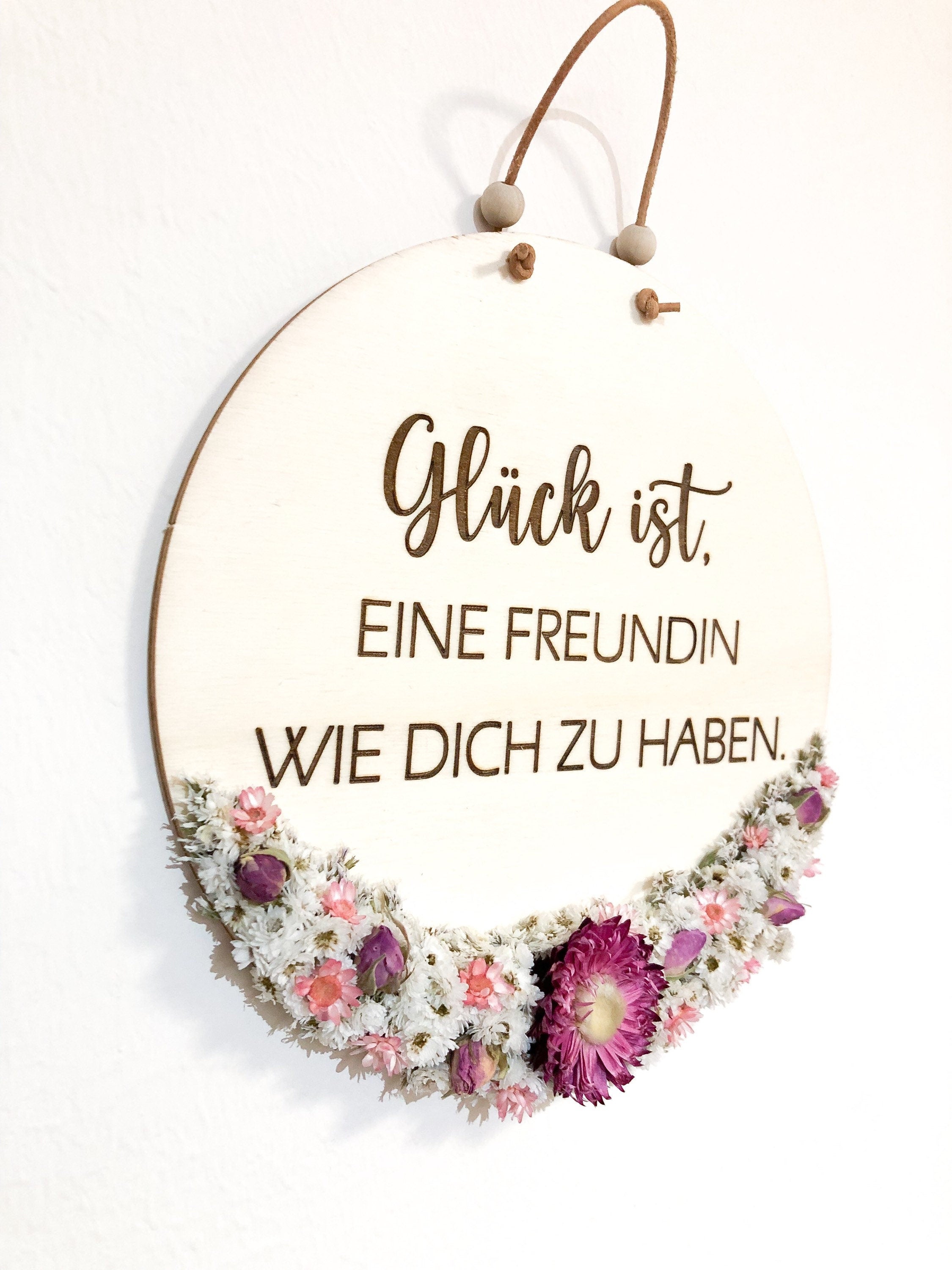 Wooden Sign Happiness is having a friend like you with dried flowers