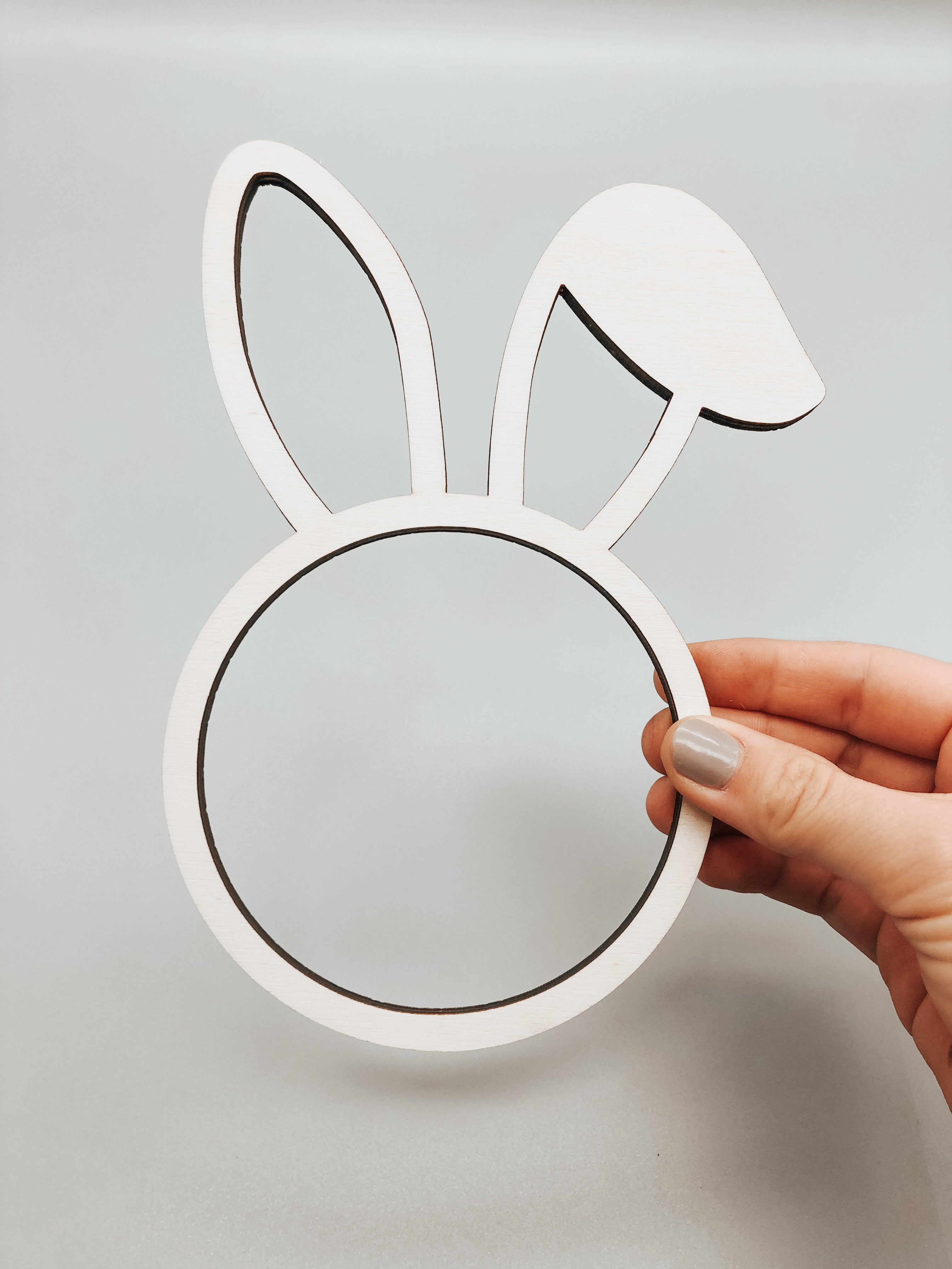 Wooden wreath Easter Bunny Easter decoration DIY with bent ear