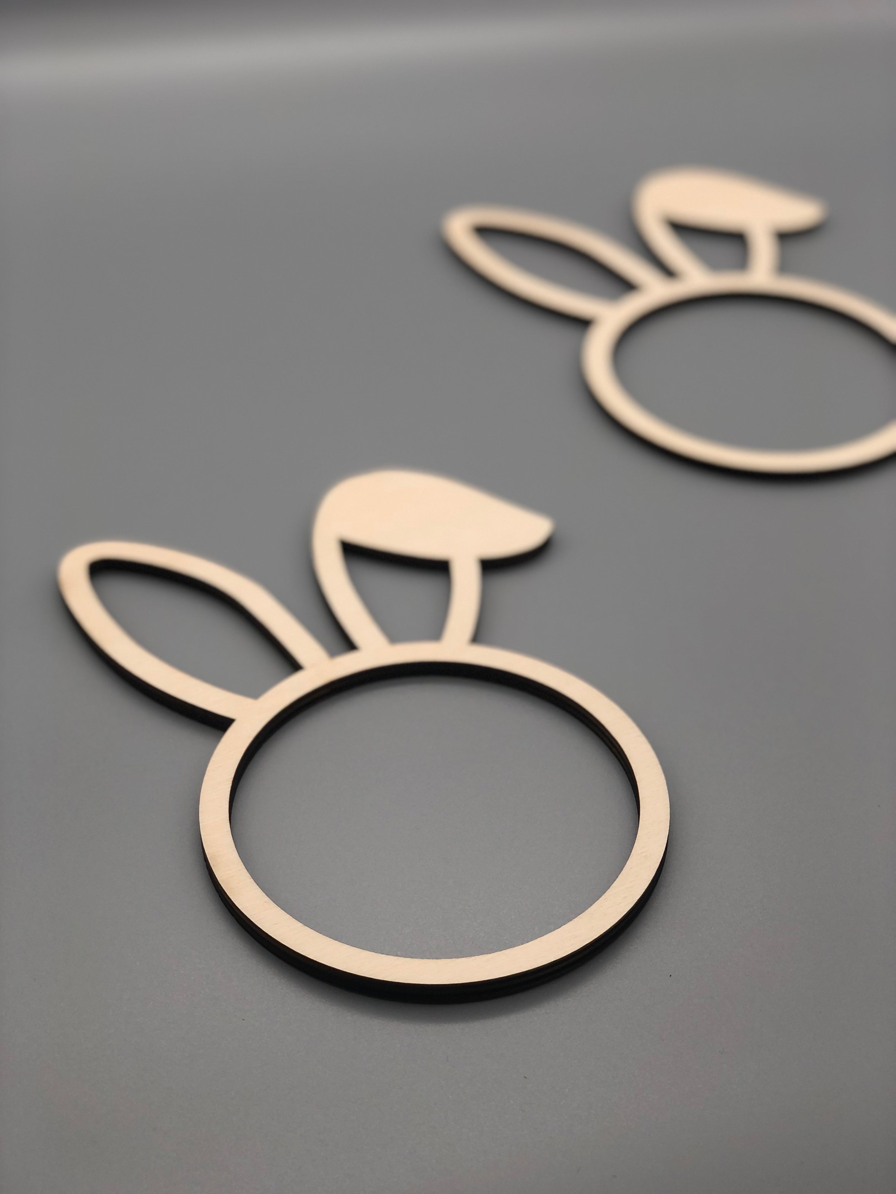 Wooden wreath Easter Bunny Easter decoration DIY with bent ear