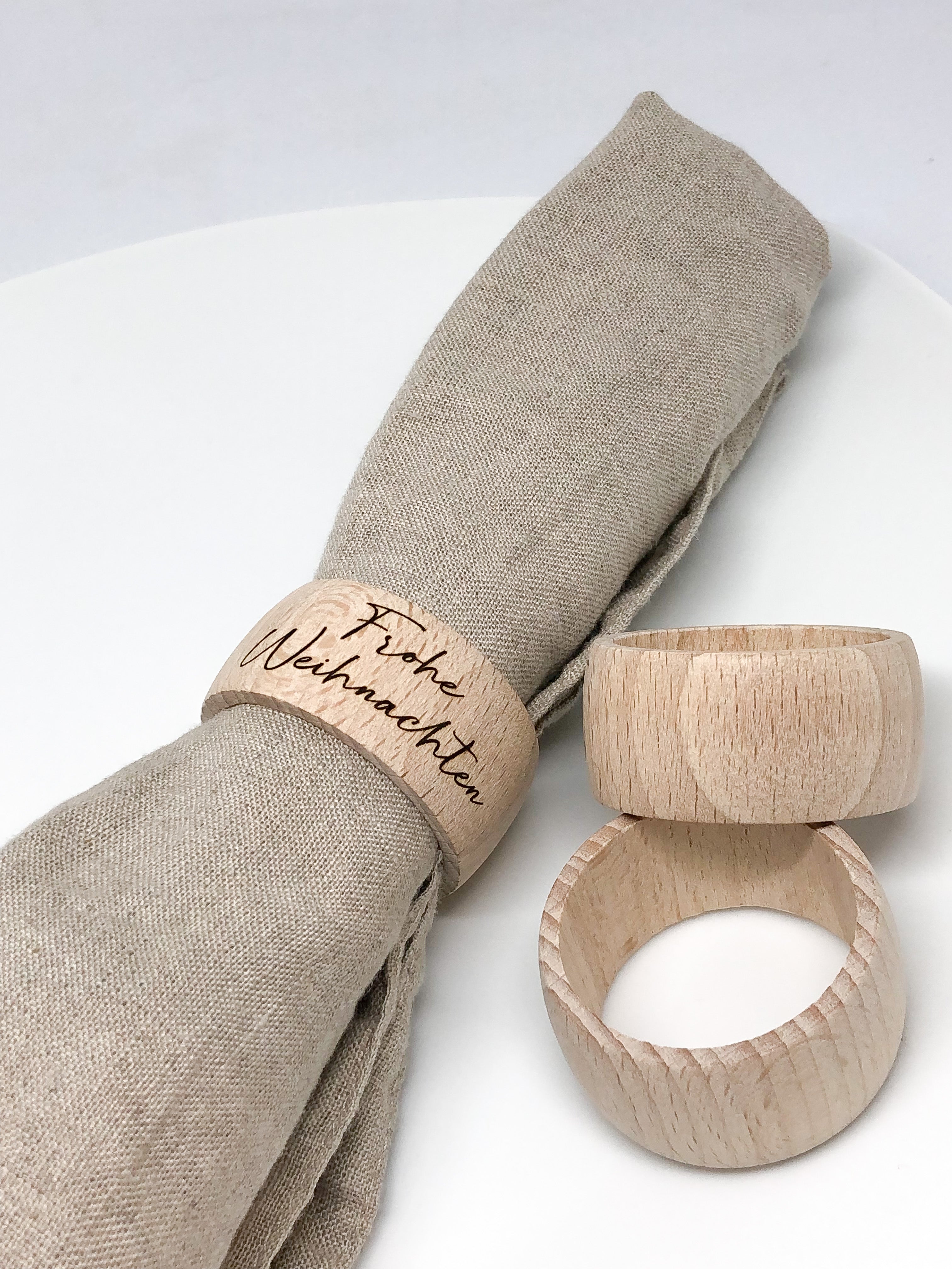 Serviettenring aus Holz Frohe Weihnachten
