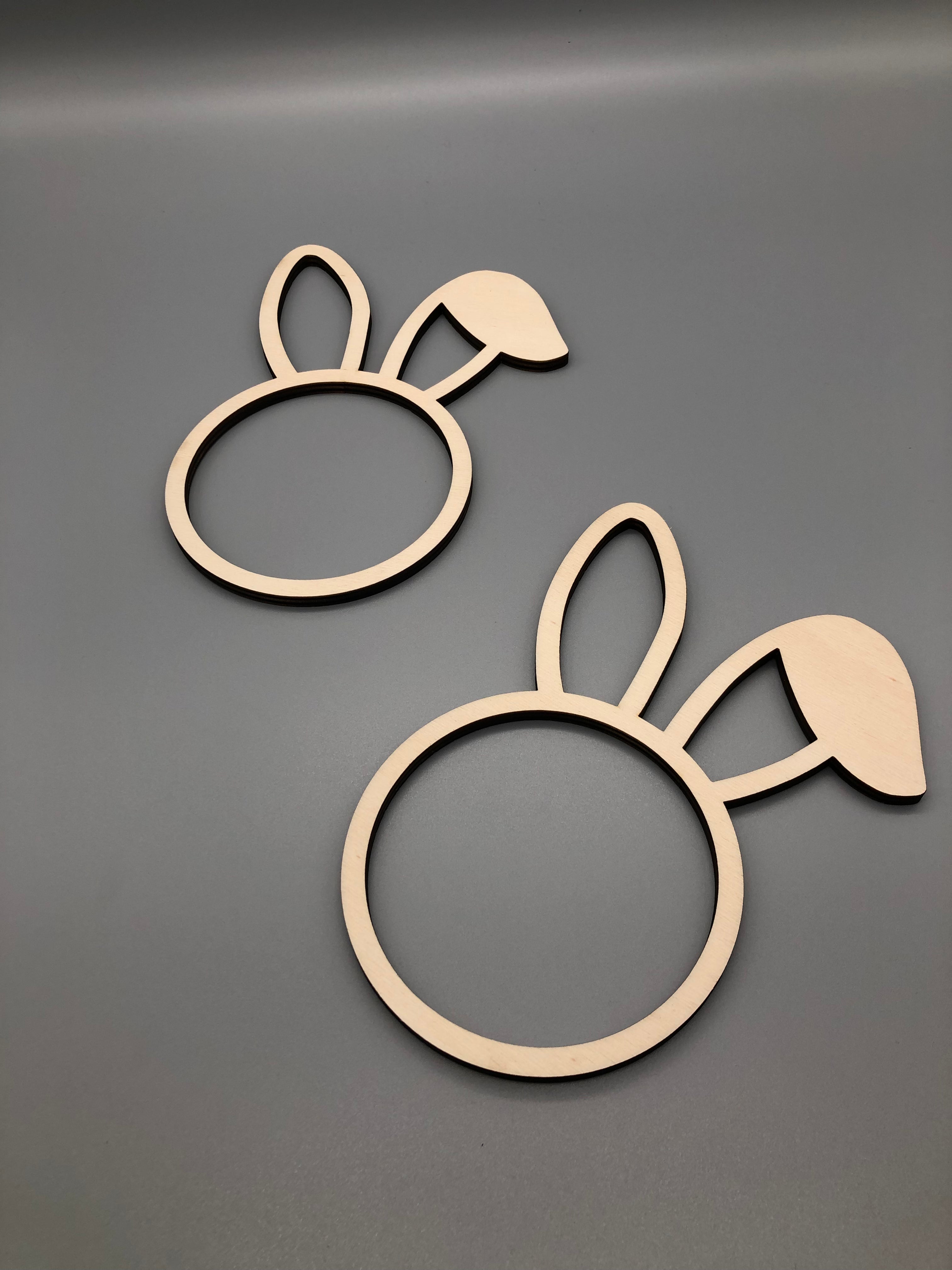 Wooden wreath Easter Bunny Easter decoration DIY with bent ear