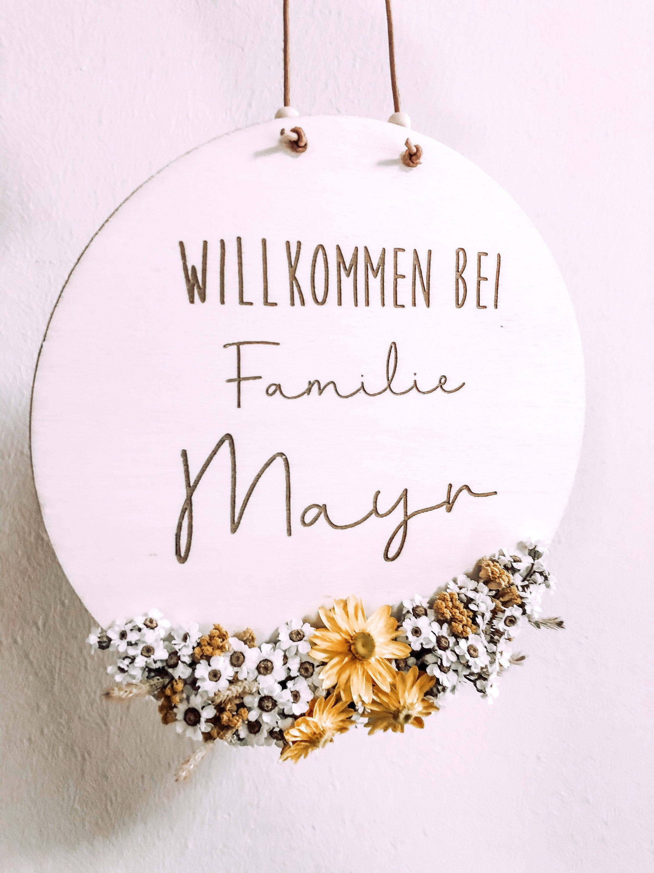 Personalized welcome sign/entrance sign with dried flowers