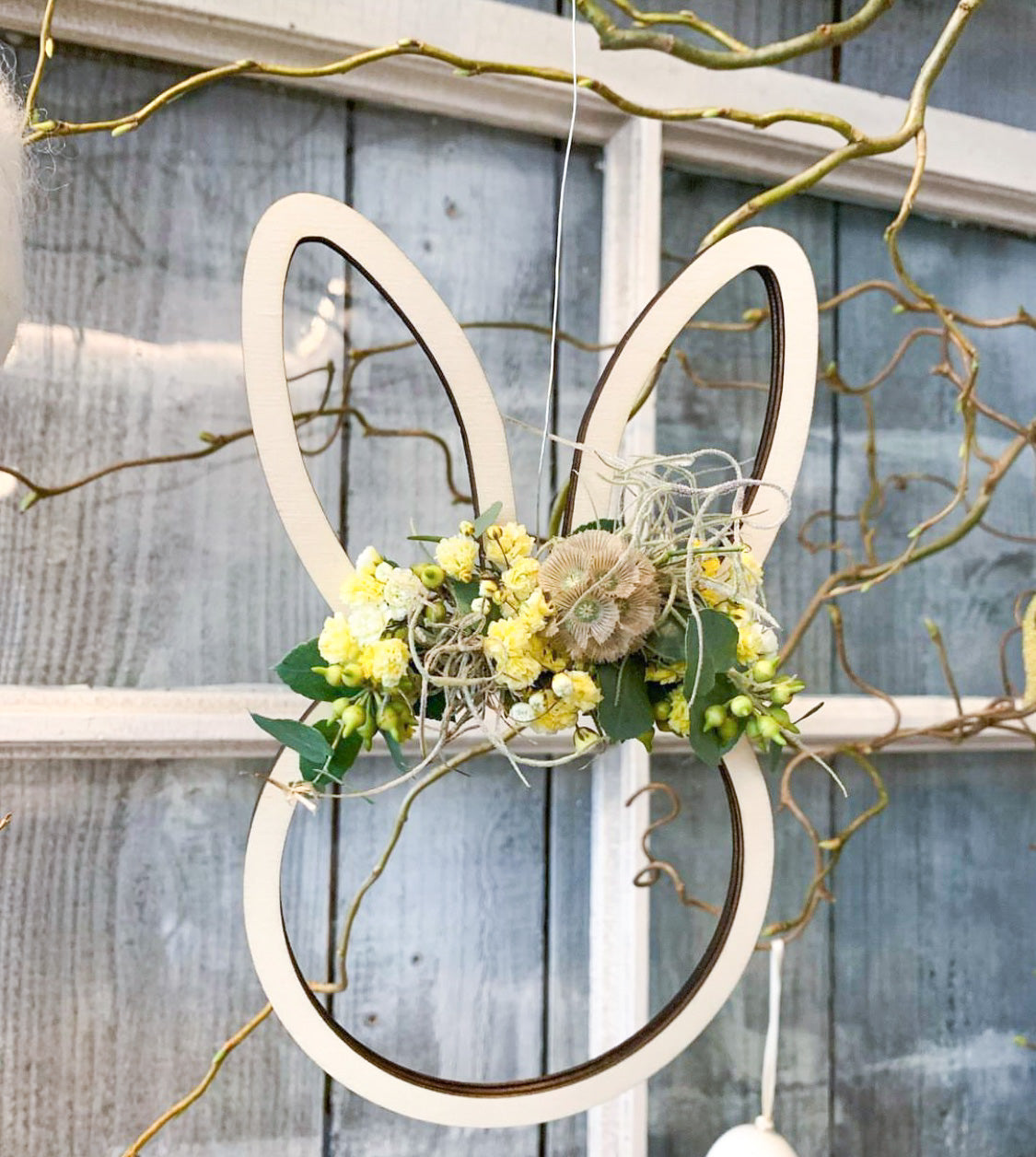 Wooden wreath Easter bunny Easter decoration DIY