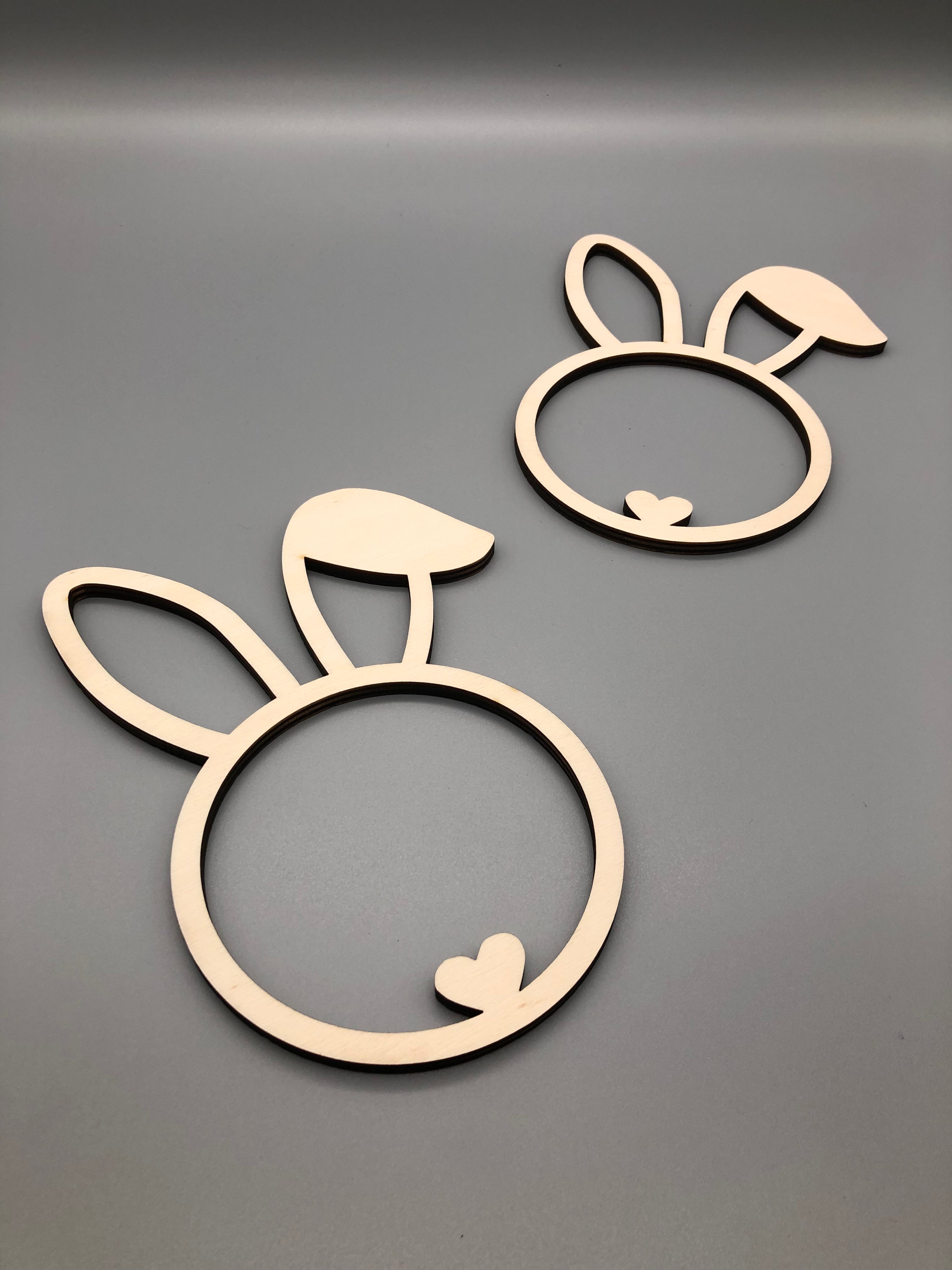 Wooden wreath Easter bunny Easter decoration DIY with crooked ear and nose